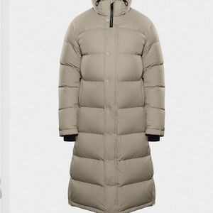 Aritzia Super Puff Parka
